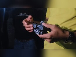 चूरू में आसमान से घर में ग&zwj;िरा ड्रोन, सहम गईं घर की मह&zwj;िलाएं; पुल&zwj;िस ने ड्रोन को कब्&zwj;जे में ल&zwj;िया &nbsp;