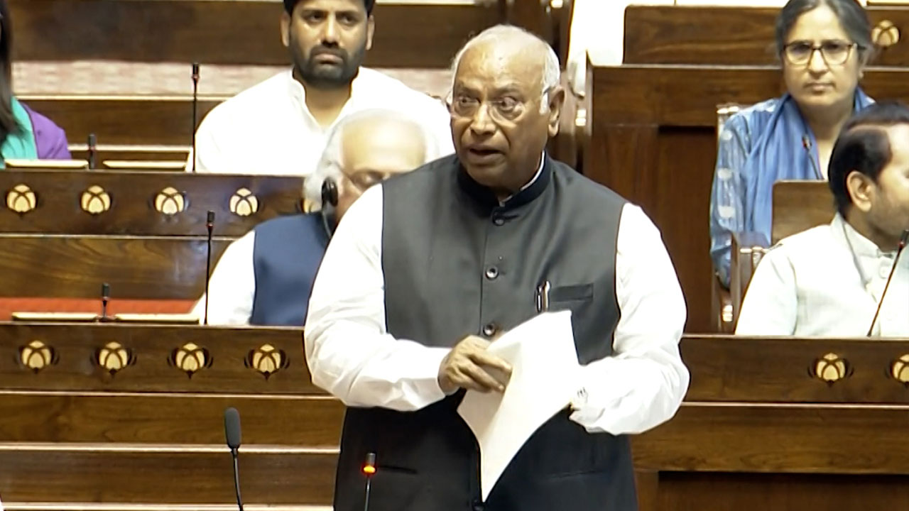 Mallikarjun Kharge Flags Middle-East War Impact, Seeks Clarity On India's Energy Security Strategy