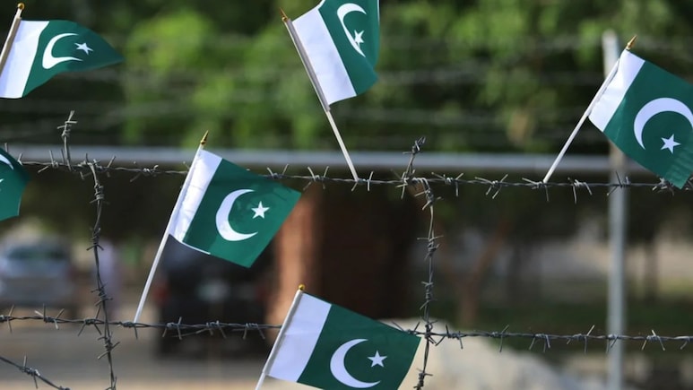 India Pakistan War: 'रेशन भरून ठेवा, कारण आता पाकिस्तानची बारी'; महिला ज्योतिष्याने सांगितली युद्धाची तारीख!