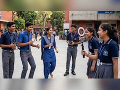 दिल्ली के स्कूलों में रील और शॉर्ट वीडियो बनाने पर बैन, जारी हुआ सर्कुलर