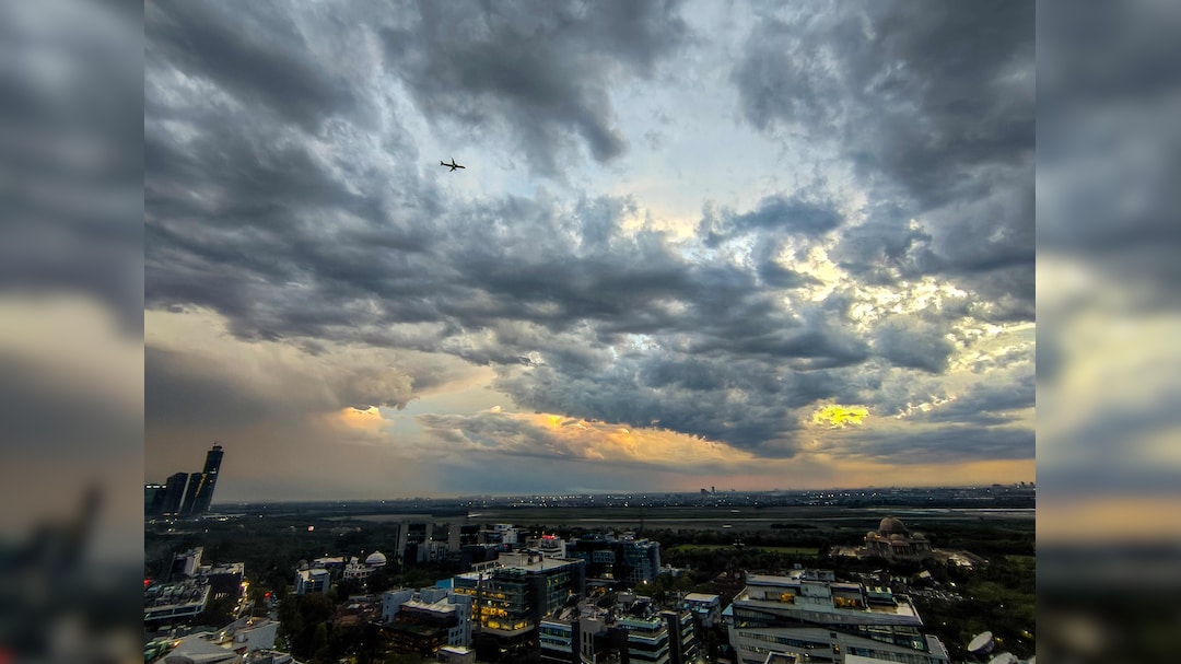 Delhi-NCR Wakes Up To Rain As Temperatures Dip, IMD Issues Yellow Alert