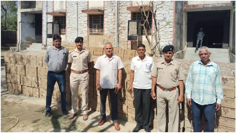 Kishangarh News: किशनगढ़ टोल पर 40 लाख की अवैध शराब जप्त, चावल के कट्टों के नीचे छिपाई थी 10 हजार बोतलें