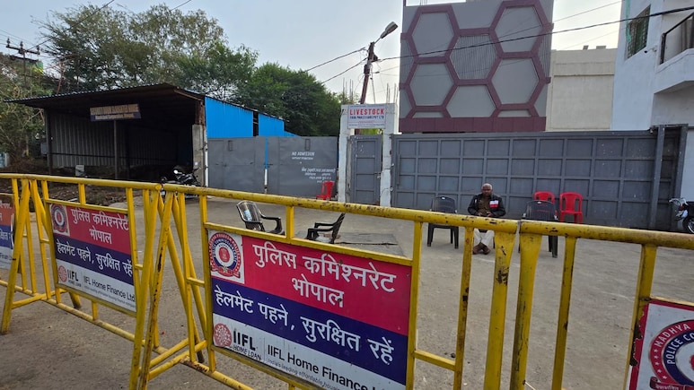 भोपाल बीफ कांड: चार्जशीट से हैदराबाद लैब रिपोर्ट 'गायब'! तीन जांच-तीन रिपोर्ट में उलझा मामला