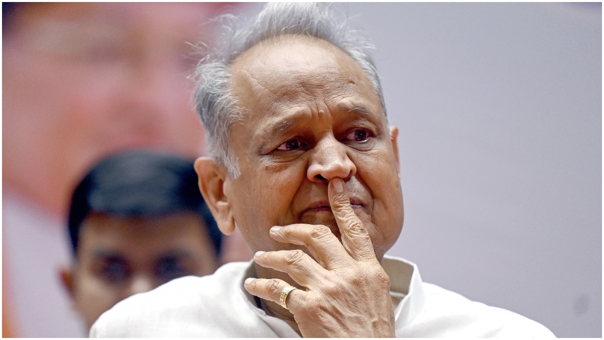 जम्मू में फारूक अब्दुल्ला पर हमला, अशोक गहलोत ने सुरक्षा पर उठाए गंभीर सवाल; पूछा- 'कड़े पहरे में चूक कैसे?'