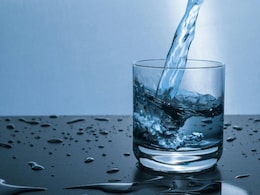 5 Everyday Ingredients To Add To Your Water To Increase Hydration