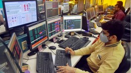 SIP Returns Turn Negative Amid Iran War: Should Investors Stay Or Opt Out