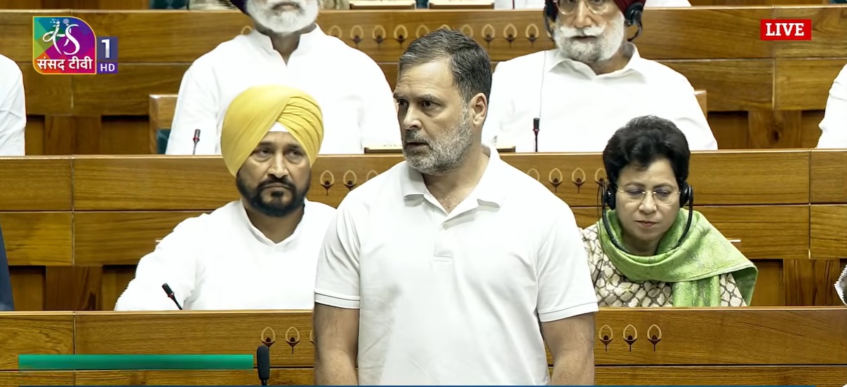 Parliament Live: 'जब भी हम बोलने खड़े होते हैं, स्पीकर हमें रोक देते हैं...', लोकसभा में बोले राहुल गांधी