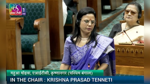 Parliament LIVE: सिर्फ विपक्ष के सांसद ही क्यों निलंबित...लोकसभा में महुआ मोइत्रा का सवाल