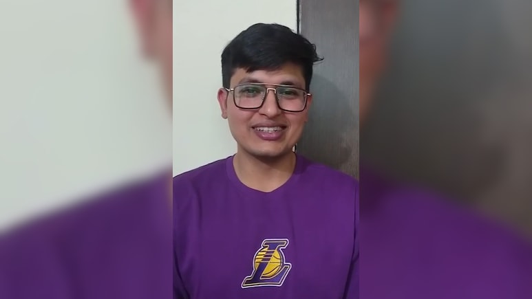 UPSC Topper Breaks Into Bollywood Song During NDTV Interview