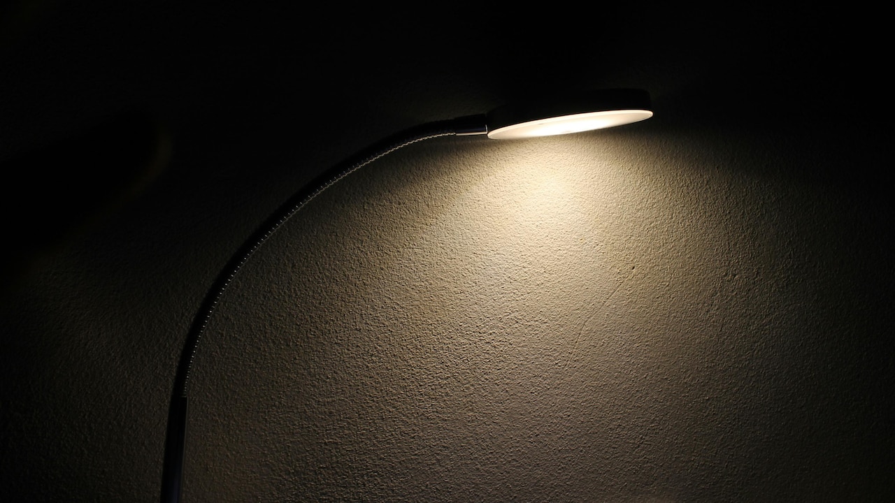10 ways motion sensor lights can improve security in your home