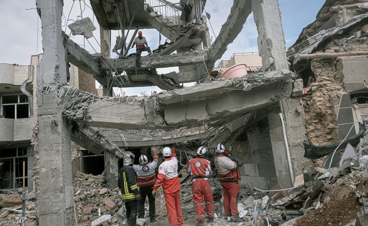 क्या अंतहीन युद्ध की ओर बढ़ रहा है ईरान-अमेरिका और इजरायल का युद्ध, क्या हो सकते हैं परिणाम