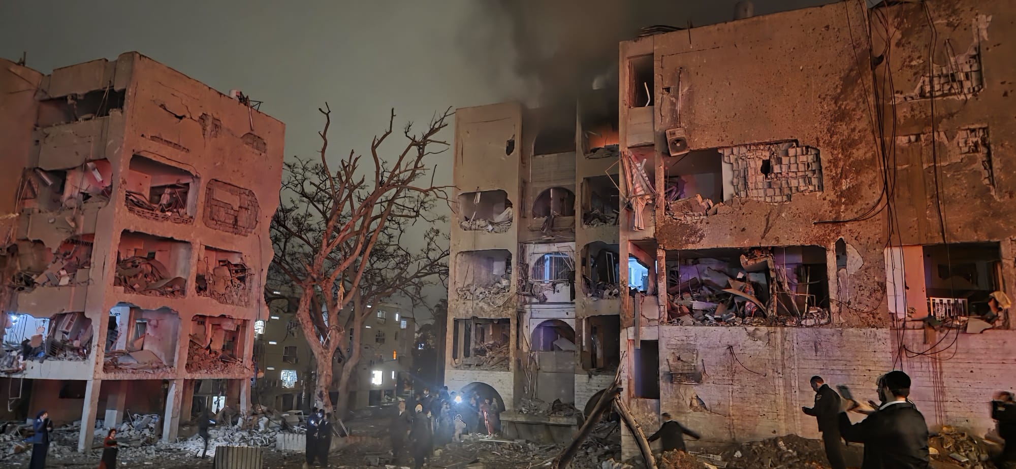 Over 100 Injured In Dimona And Arad As Iran Strikes Israel's Nuclear Site After Attack On Natanz Facility