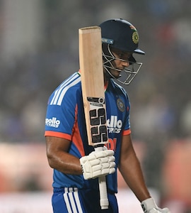 "Shivam Dube, <i>Kaun</i> Cricketer?" A Secret Train Journey And A Lie To Ticket Checker