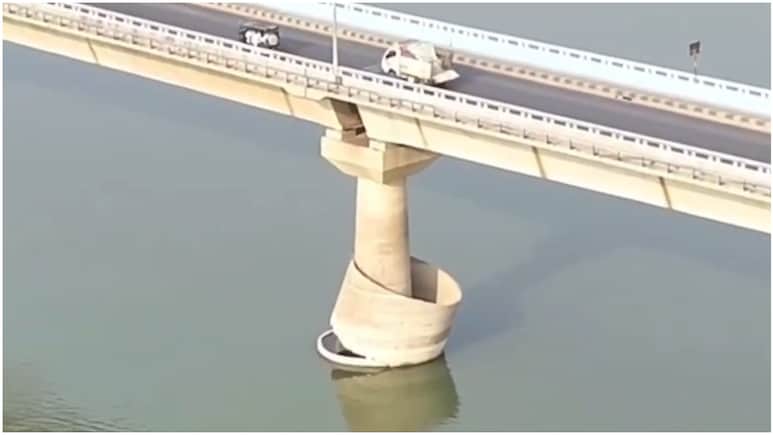 विक्रमशिला सेतु के पिलर की सुरक्षा दीवार ढही, विपक्ष के निशाने पर आई नीतीश सरकार; एक्सपर्ट कमेटी करेगी जांच