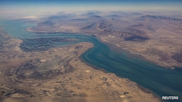 US Warns Shippers Against Paying Hormuz Toll, Threatens Sanctions Risks