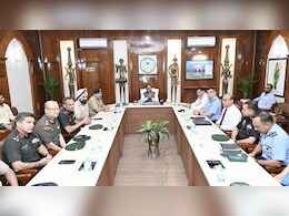 नेशनल डिफेंस कॉलेज के ट्रेनी सैन्य और गैर सैन्य अधिकारियों की CM साय से मुलाकात, बोले- सबसे बड़ी वाधा नक्सलवाद को किया दूर