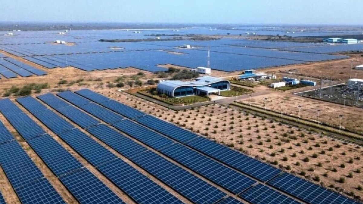 Explained: एनर्जी संकट के बीच भारत सोलर पावर क्यों बर्बाद कर रहा है? जानें अब क्या बदलना जरूरी है