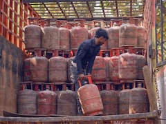 Explainer: देश में LPG सिलेंडर को लेकर क्यों फैली चिंता? ईरान-इजरायल जंग के बीच क्या सच में कमी होने वाली है? आसान भाषा में समझें हर सवाल का जवाब