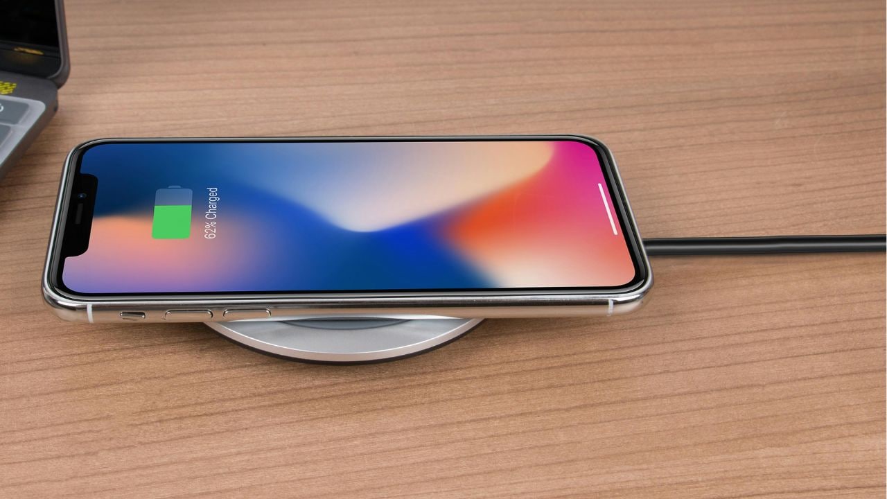 क्यों स्मार्टफोन चार्ज करते समय गर्म हो जाते हैं और जानें कैसे रखें अपने फोन को ठंडा और सुरक्षित