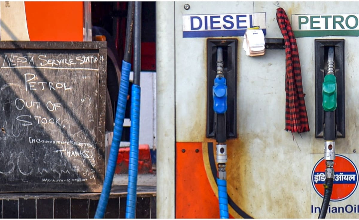 केंद्र ने घटाया पेट्रोल-डीजल पर टैक्स, लेकिन हिमाचल में ₹5 का नया 'सेस'! जानें अब आपकी जेब पर क्या होगा असर