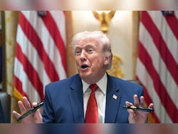 From Ballroom To Airport: Trump Pushes Self-Promotion To Mark His Legacy