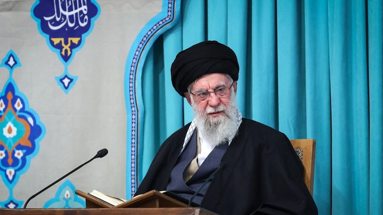 संघर्ष, रणनीति और सख्ती: कैसे खामेनेई ने 36 साल में ईरान की सत्ता पर मजबूत पकड़ बनाई