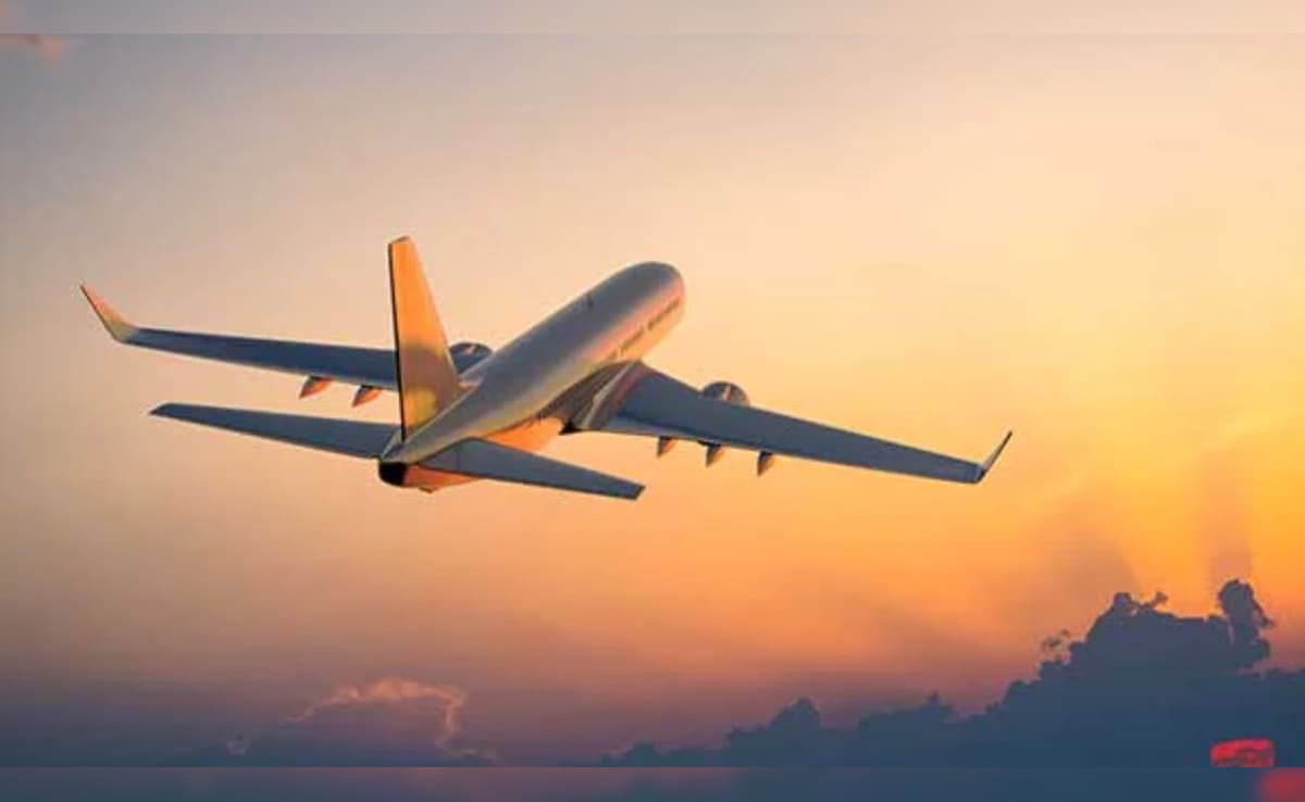 Flight Cancelled: कोलकाता एयरपोर्ट से कई इंटरनेशनल फ्लाइट्स हुईं रद्द, ट्रैवल करने वाले हैं तो एक बार देख लें ये लिस्ट