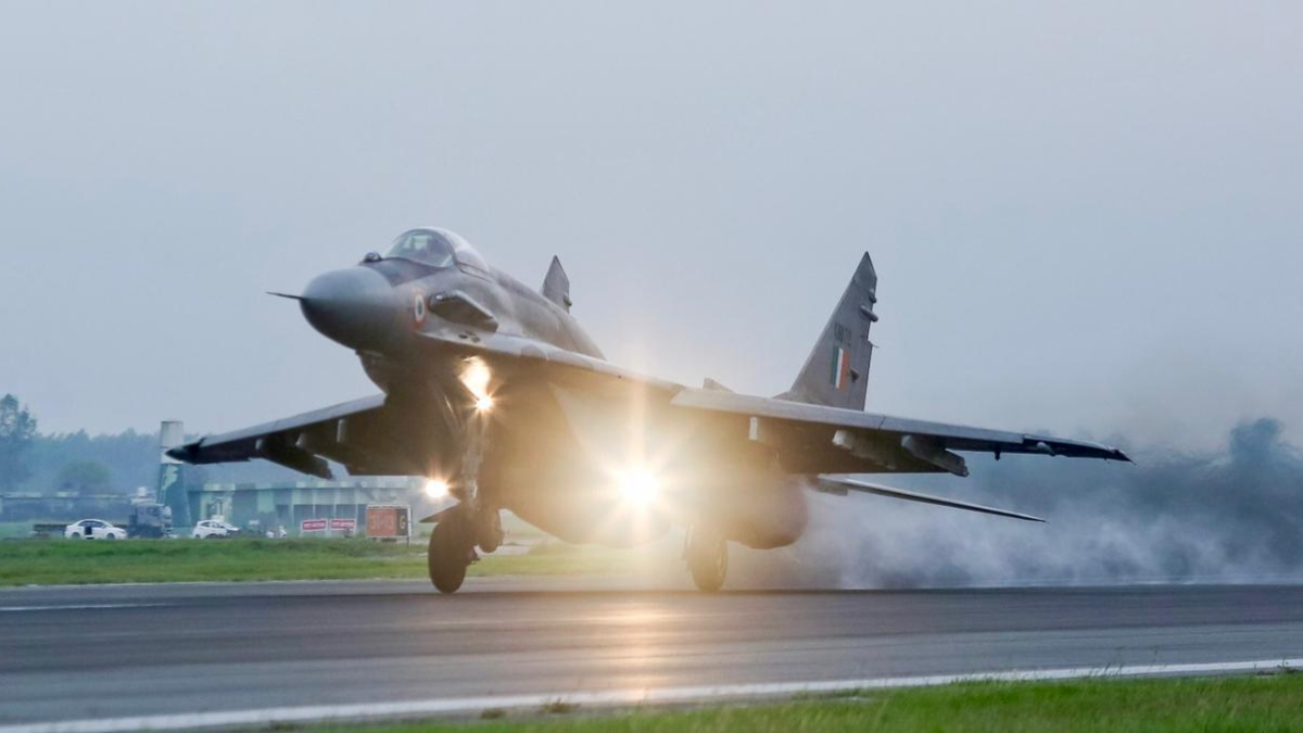 मिग 29 और होगा घातक, ASRAAM मिसाइल से दुश्मन का बचना होगा नामुमकिन, हवा में भी मार गिराएगा