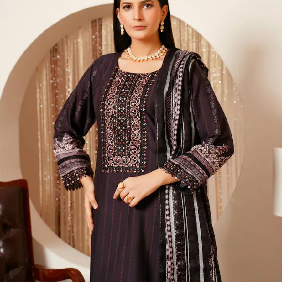 Amazon Ethnic Week: Why Vamsi Ethnic Wear Is Perfect For Festive Dressing