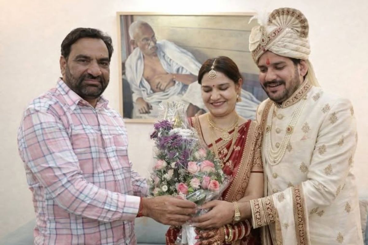 मुकेश भाकर के अंतरजातीय विवाह पर सियासी विवाद, बढ़ा राजनीतिक और सामाजिक तनाव