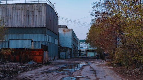 Ranjangaon MIDC: रांजणगाव एमआयडीसीत खळबळ! कामगारांचे 'पलायन'; उद्योगांना घरघर, नेमकं काय घडलं?