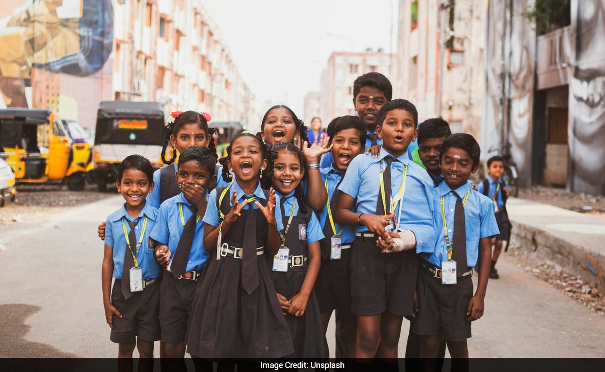 School Holiday 2026 : यूपी के स्कूल लगातार चार दिन रहेंगे बंद! सरकार ने किया छुट्टी का ऐलान