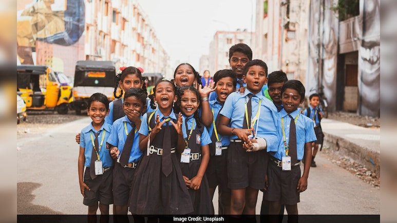 School Holiday 2026 : यूपी के स्कूल लगातार चार दिन रहेंगे बंद! सरकार ने किया छुट्टी का ऐलान