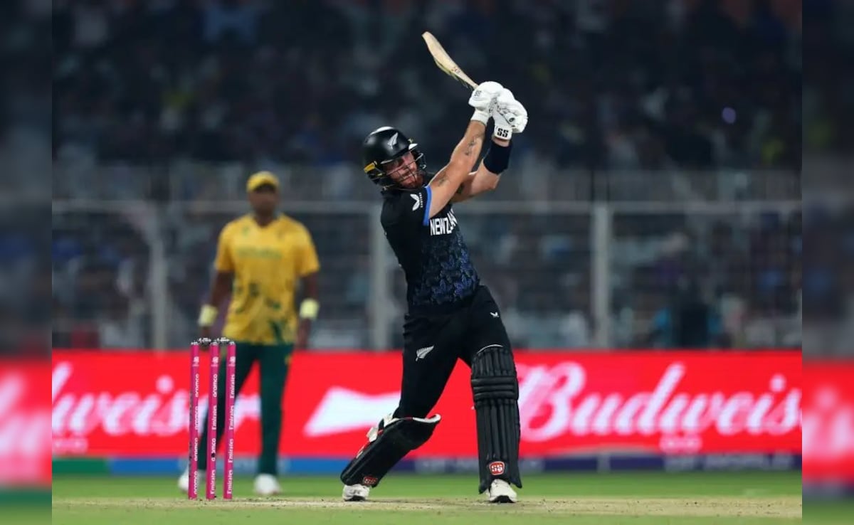 World Record: 10 चौके, 8 छक्के, 33 गेंद में शतक, टी20 वर्ल्ड कप के इतिहास में अमर हो गए फिन ऐलन