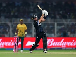 World Record: 10 चौके, 8 छक्के, 33 गेंद में शतक, टी20 वर्ल्ड कप के इतिहास में अमर हो गए फिन ऐलन