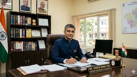 बिना UPSC पास किए भी बन सकते हैं IAS, जानिए प्रमोशन के रास्ते कैसे खुलता है अफसरी का दरवाजा