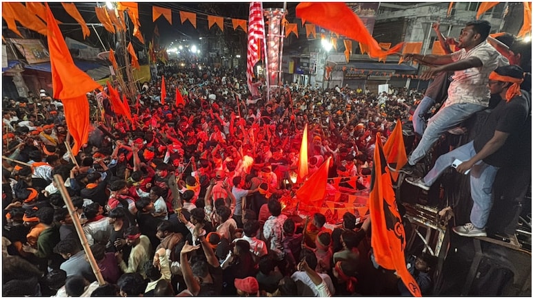 हजारीबाग की इंटरनेशनल रामनवमी में अभूतपूर्व सुरक्षा: ड्रोन से निगरानी, झांकियों की GPS ट्रैकिंग; अखाड़ों के कोड