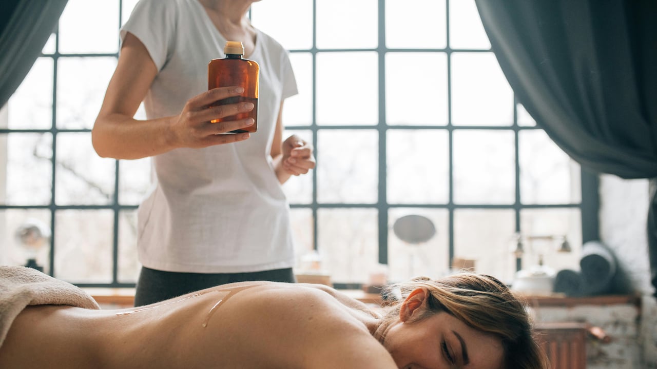 A soothing collection of nourishing body oils for soft and smooth skin instantly A soothing collection of nourishing body oils for soft and smooth skin instantly