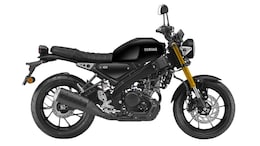 Yamaha XSR155 Gets New Metallic Black Colour Option; Select Variants See Price Hike