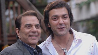 धर्मेंद्र के छोटे बेटे बॉबी के उस प्यार की 10 फोटो, गोविंदा को भी था जिससे प्यार, पापा की नाराजगी की वजह से टूटा रिश्ता