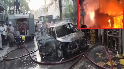 इंदौर में 8 लोगों की मौत की ये वजह, पहले ई-कार चार्जिंग में शॉर्ट सर्किट, फिर घर में रखे कई सिलेंडर फटे