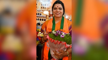 After Controversy, Red-Blue Flashing Lights Removed From Mumbai Mayor's Car