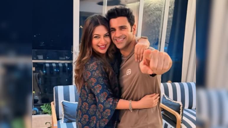 Divyanka Tripathi And Vivek Dahiya Are Expecting First Child After 10 Years Of Marriage: Report