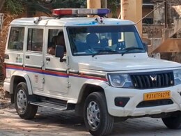 स्कूल हॉस्टल में 13 साल के छात्र ने लगाई फांसी, दोपहर हुई थी मां से मुलाकात... परिजनों ने बताया संदिग्ध