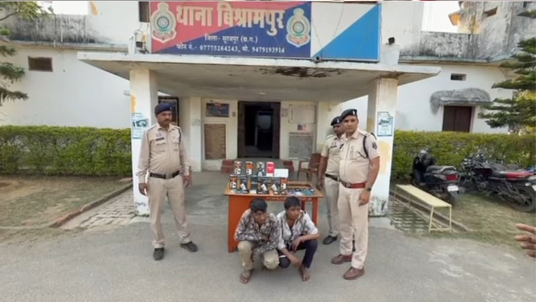 &nbsp;मोबाइल दुकान में सेंधमारी कर लाखों के फोन ले उड़े थे चोर, अब पुलिस ने आरोपियों को ऐसे दबोचा