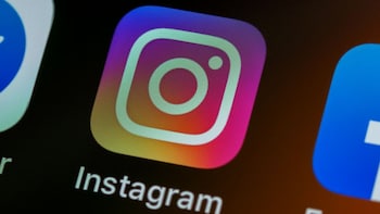 Instagram Linked To Poorer Mental Health Outcomes Than WhatsApp: Study