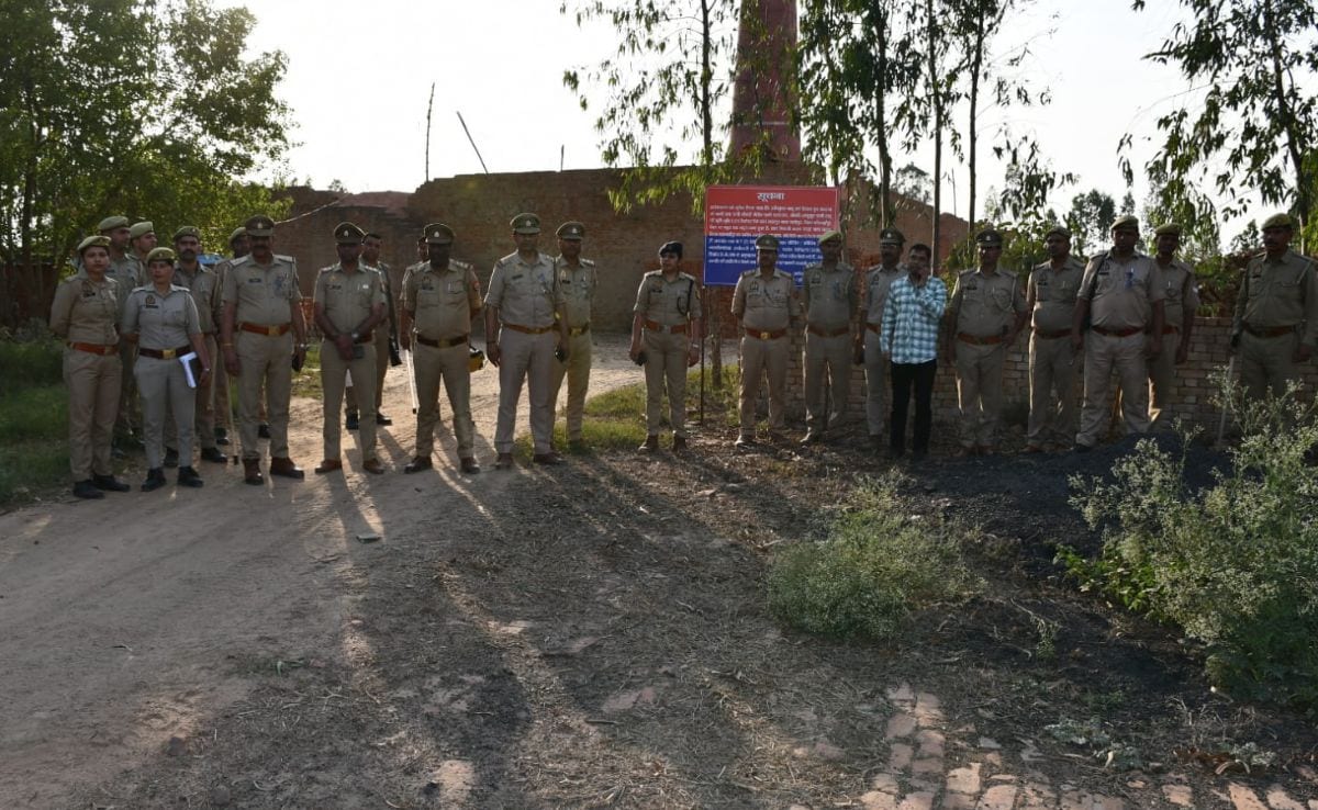 किंगपिन पर यूपी की सबसे बड़ी चोट: 80 करोड़ से ज्यादा की संपत्ति जब्त, 34 प्रॉपर्टी सीज