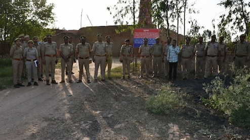 किंगपिन पर यूपी की सबसे बड़ी चोट: 80 करोड़ से ज्यादा की संपत्ति जब्त, 34 प्रॉपर्टी सीज