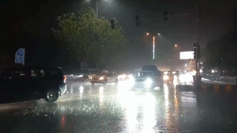 तेज आंधी-तूफान और बारिश से ठंड रिटर्न... दिल्ली-NCR में मौसम ने मार्च में लिया यू-टर्न