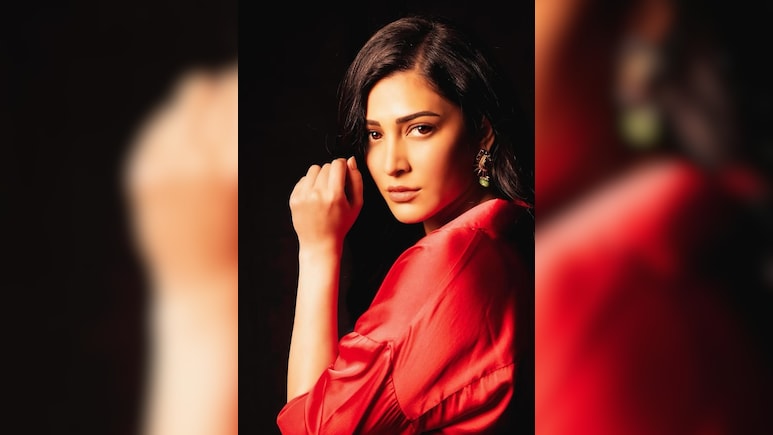 श्रुति हासन ने &lsquo;पवाझा मल्लि&rsquo; में दिखाई दमदार आवाज, ताजगी भरा महसूस होता